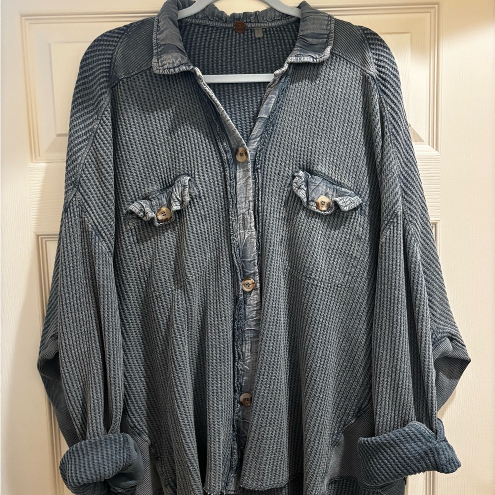 Free People oversized green/teal waffle button down women’s size large